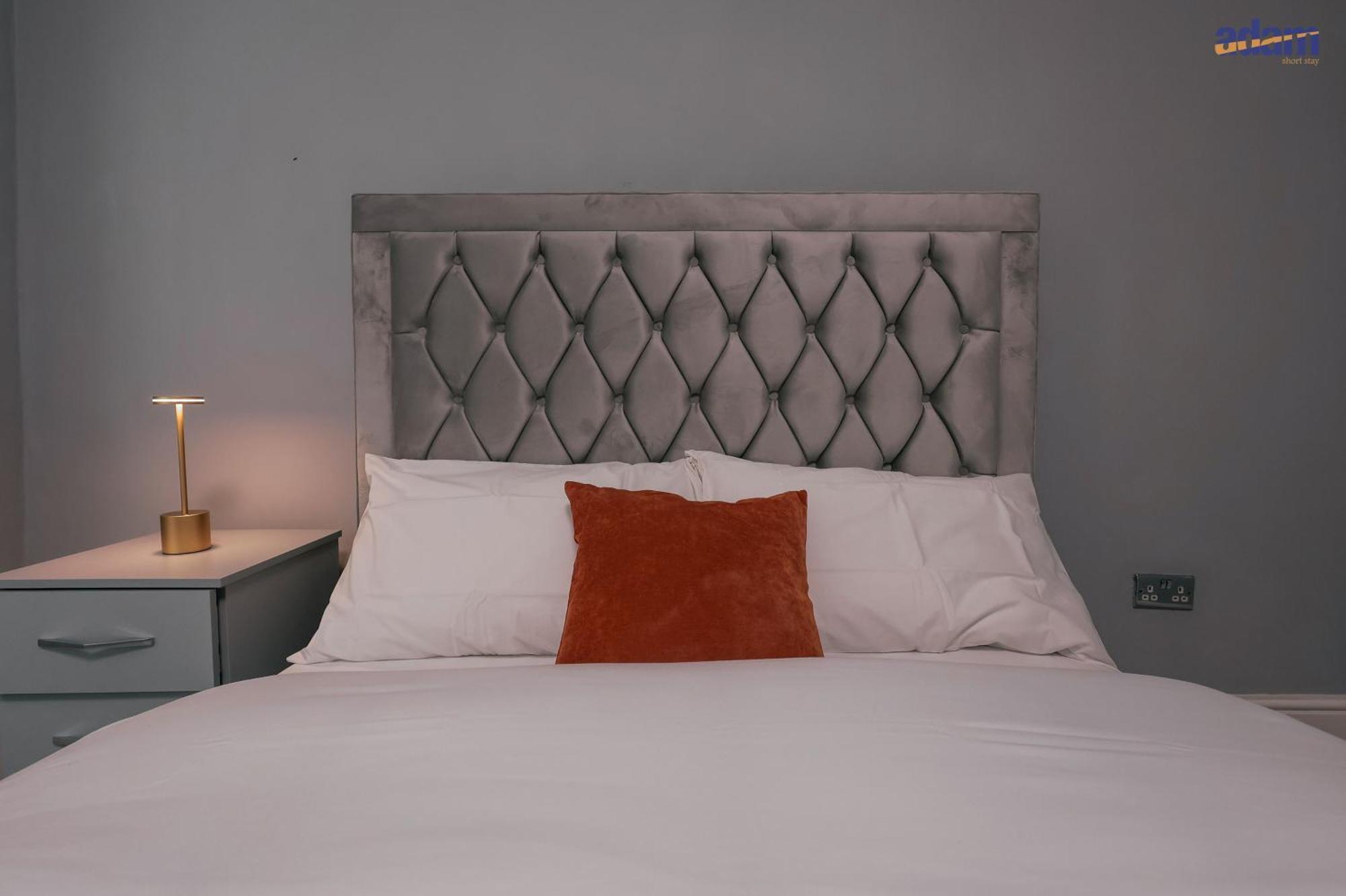 Double Room with Shared Bathroom